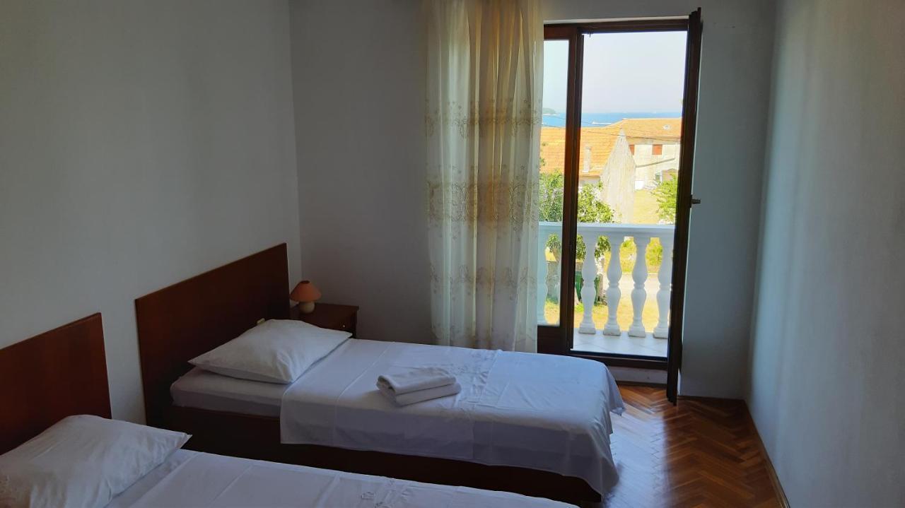 Apartmani Ždrelac Eksteriør billede
